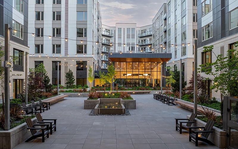 Broadstone Vega Courtyard